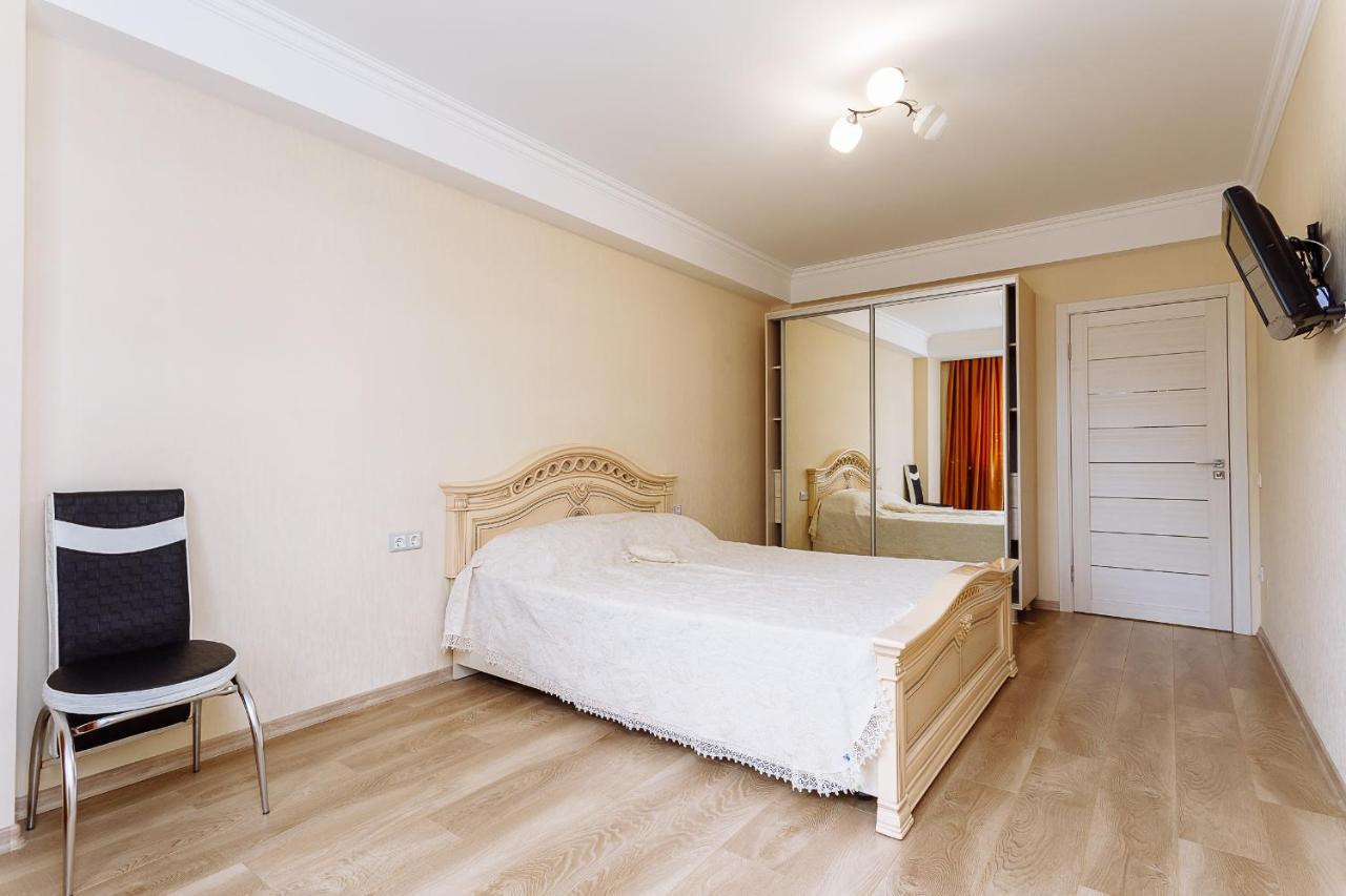 Apartament Confortabil In Centrul Orasului! Kişinev Dış mekan fotoğraf